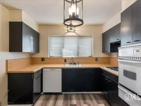 1018 Maple Ave, Wasco, CA 93280 photo 11