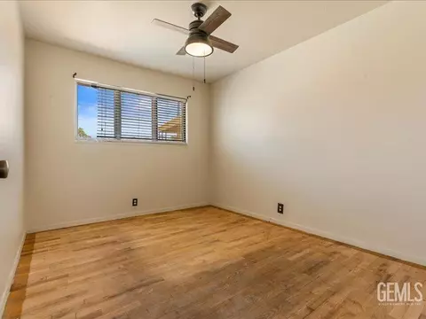 1018 Maple Ave, Wasco, CA 93280 photo 8