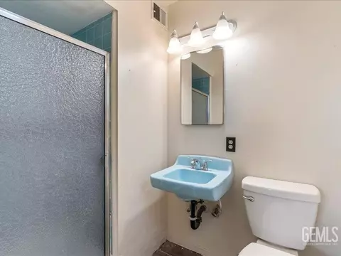 1018 Maple Ave, Wasco, CA 93280 photo 12