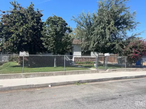 312 Wilson Ave, Bakersfield, CA 93308