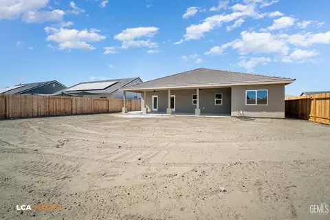 Exterior - 801 Sinatra Way, Shafter, CA 93263 photo 4 of 4
