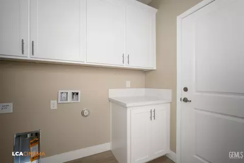Other - 801 Sinatra Way, Shafter, CA 93263 photo 2 of 4