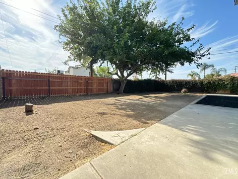 301 E St, Wasco, CA 93280 photo 27