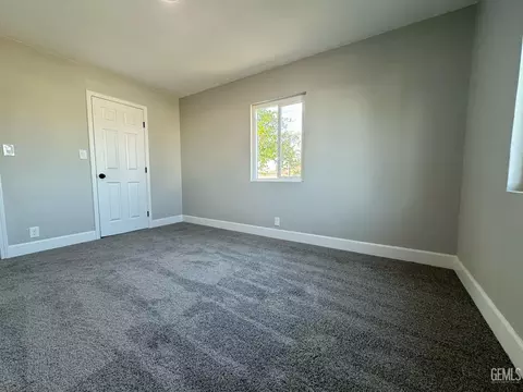 301 E St, Wasco, CA 93280 photo 16