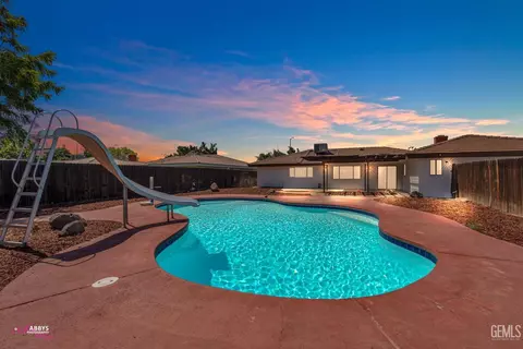 8000 Olive Dr, Bakersfield, CA 93308