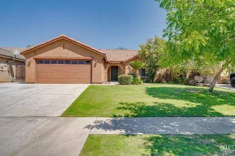 12108 Stonington St, Bakersfield, CA 93312