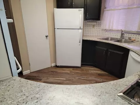 4 Tee Ln, Bakersfield, CA 93308 photo 8