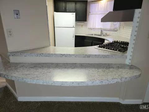 4 Tee Ln, Bakersfield, CA 93308 photo 7