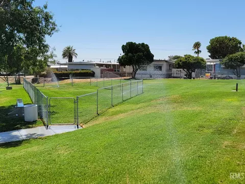 4 Tee Ln, Bakersfield, CA 93308 photo 28