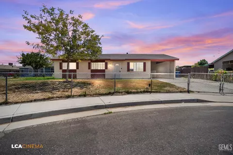 5101 Brockton Ct, Bakersfield, CA 93309