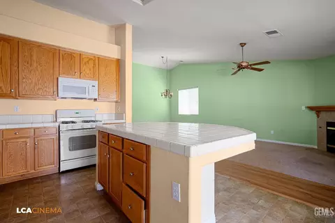 11800 Hyperion Ave, Bakersfield, CA 93312 photo 18