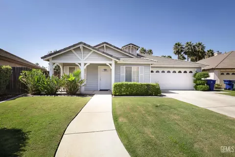 3807 Looming Bend Dr, Bakersfield, CA 93311