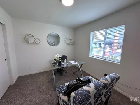 703 Ledgestone St, Bakersfield, CA 93307 photo 9