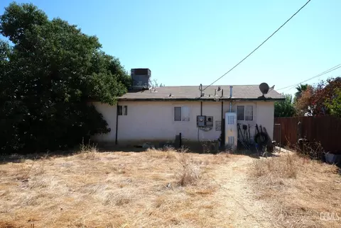 2313 Thomas Way, Delano, CA 93215 photo 4