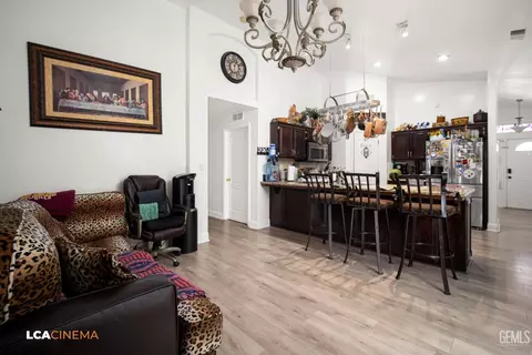 9501 Chatfield Ct, Bakersfield, CA 93311 photo 5