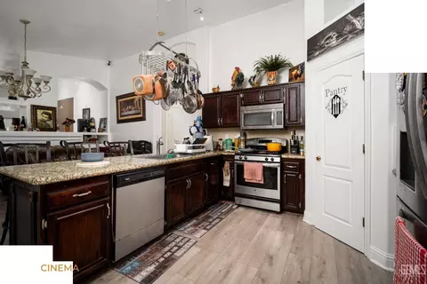 9501 Chatfield Ct, Bakersfield, CA 93311 photo 4
