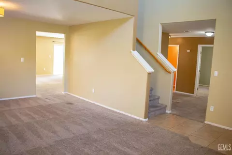 12323 Ruby River Dr, Bakersfield, CA 93312 photo 9