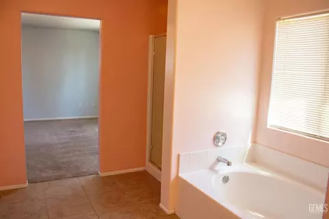 12323 Ruby River Dr, Bakersfield, CA 93312 photo 26
