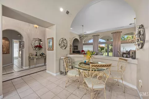 2121 Wedgemont Pl, Bakersfield, CA 93311 photo 21