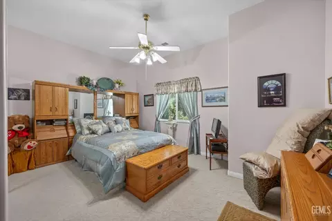2121 Wedgemont Pl, Bakersfield, CA 93311 photo 28