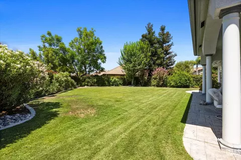 2121 Wedgemont Pl, Bakersfield, CA 93311 photo 38