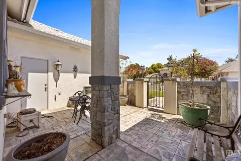 2121 Wedgemont Pl, Bakersfield, CA 93311 photo 6