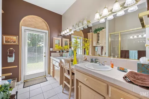 2121 Wedgemont Pl, Bakersfield, CA 93311 photo 30