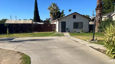 2003 Larcus Ave, Bakersfield, CA 93307