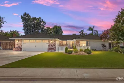 2107 Deerfield St, Bakersfield, CA 93314