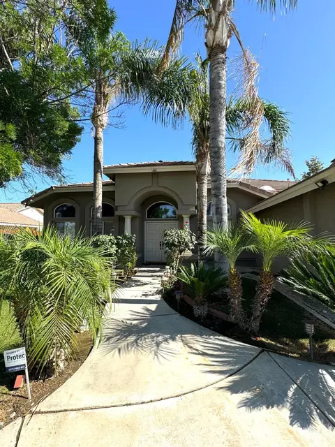 3906 Thames Ct, Bakersfield, CA 93313 photo 3