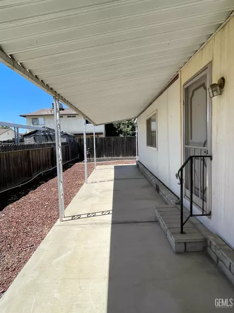 400 E Roberts Ln #13, Bakersfield, CA 93308 photo 27