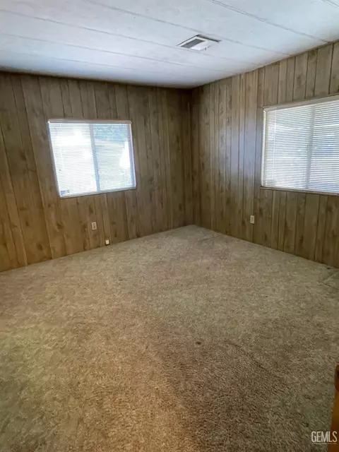 400 E Roberts Ln #13, Bakersfield, CA 93308 photo 22