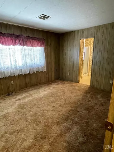 400 E Roberts Ln #13, Bakersfield, CA 93308 photo 19