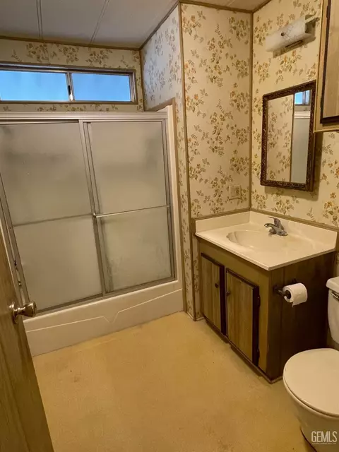 400 E Roberts Ln #13, Bakersfield, CA 93308 photo 23