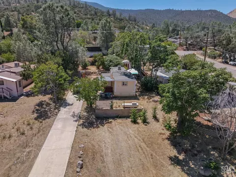 8 Park Way, Bodfish, CA 93205 photo 3