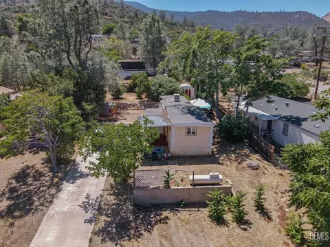 8 Park Way, Bodfish, CA 93205 photo 2
