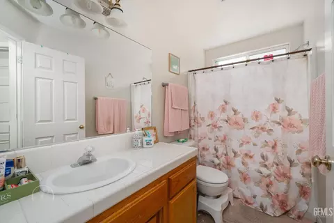 104 Lee St, Taft, CA 93268 photo 17