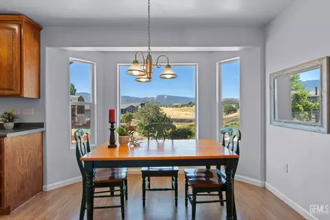 22033 Copper St, Tehachapi, CA 93561 photo 22
