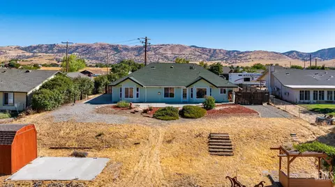22033 Copper St, Tehachapi, CA 93561 photo 7