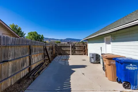 22033 Copper St, Tehachapi, CA 93561 photo 12