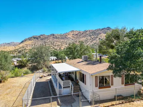 2255 Rembach Ave, Bodfish, CA 93205 photo 2