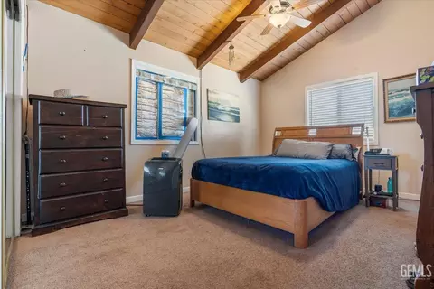 Bedroom - 30020 Caddy Ln, Tehachapi, CA 93561 photo 1 of 3