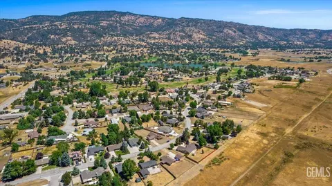 View/Area - 30020 Caddy Ln, Tehachapi, CA 93561 photo 5 of 11