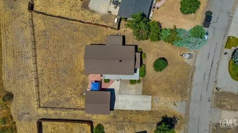 View/Area - 30020 Caddy Ln, Tehachapi, CA 93561 photo 1 of 11