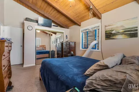 Bedroom - 30020 Caddy Ln, Tehachapi, CA 93561 photo 3 of 3