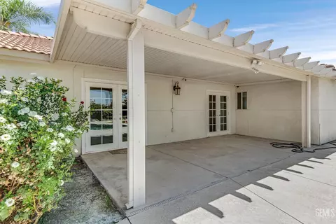 Exterior - 705 Faversham Way, Bakersfield, CA 93311 photo 12 of 12