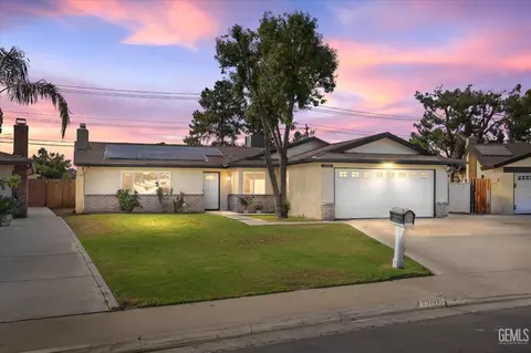 2201 Sandpiper Rd, Bakersfield, CA 93309