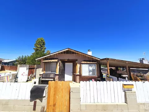 334 Philippine St, Taft, CA 93268 photo 1