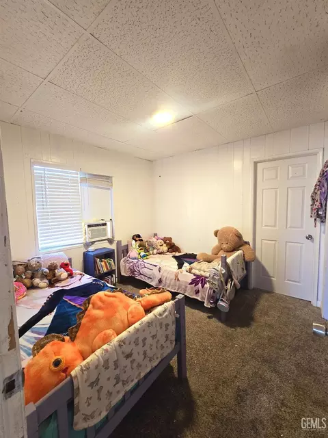 334 Philippine St, Taft, CA 93268 photo 7
