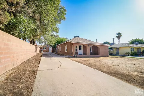 Other - 329 W 3rd St, Buttonwillow, CA 93206 photo 1 of 3